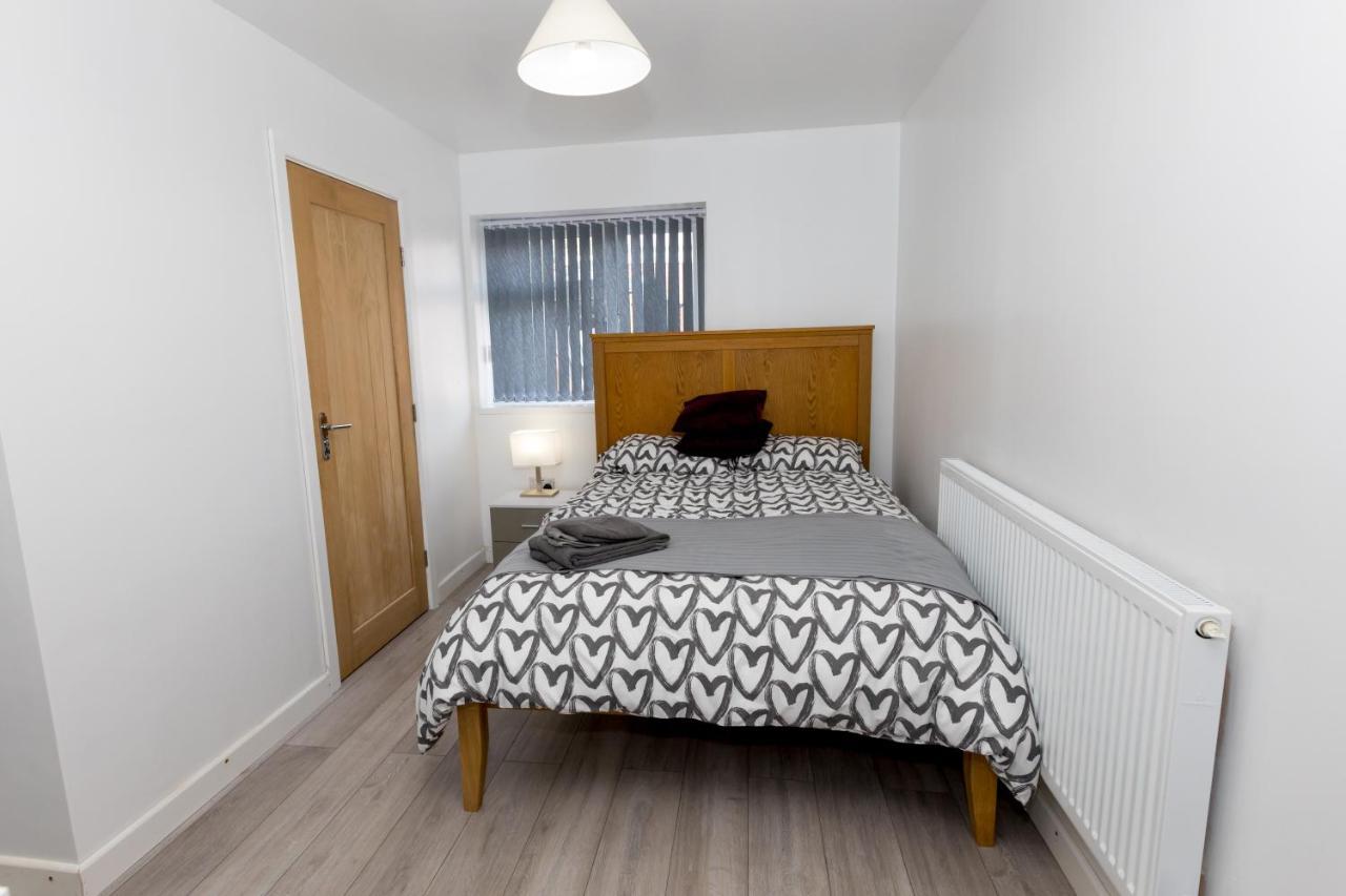 Comfortable Stays - Shirley, Solihull Eksteriør bilde