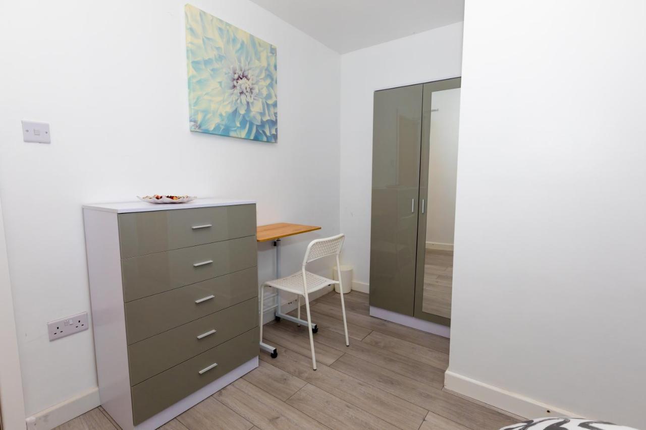 Comfortable Stays - Shirley, Solihull Eksteriør bilde